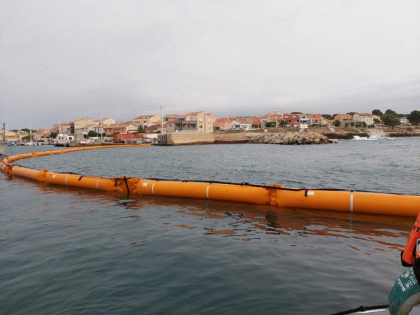 Formation à la dépollution au port de Carro pour les agents des ports de Martigues
