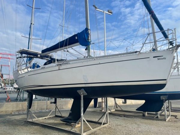 DUFOUR 30